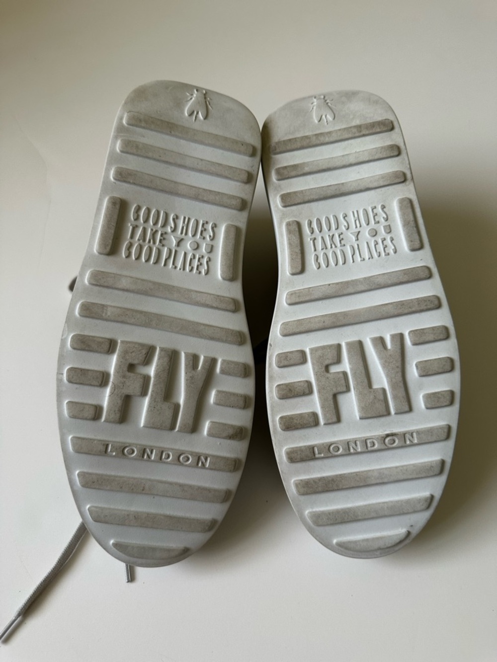 Fly London Black Leather White Wedge/ Platform Fashion Sneakers~41/US 10-10.5 - Picture 7 of 8